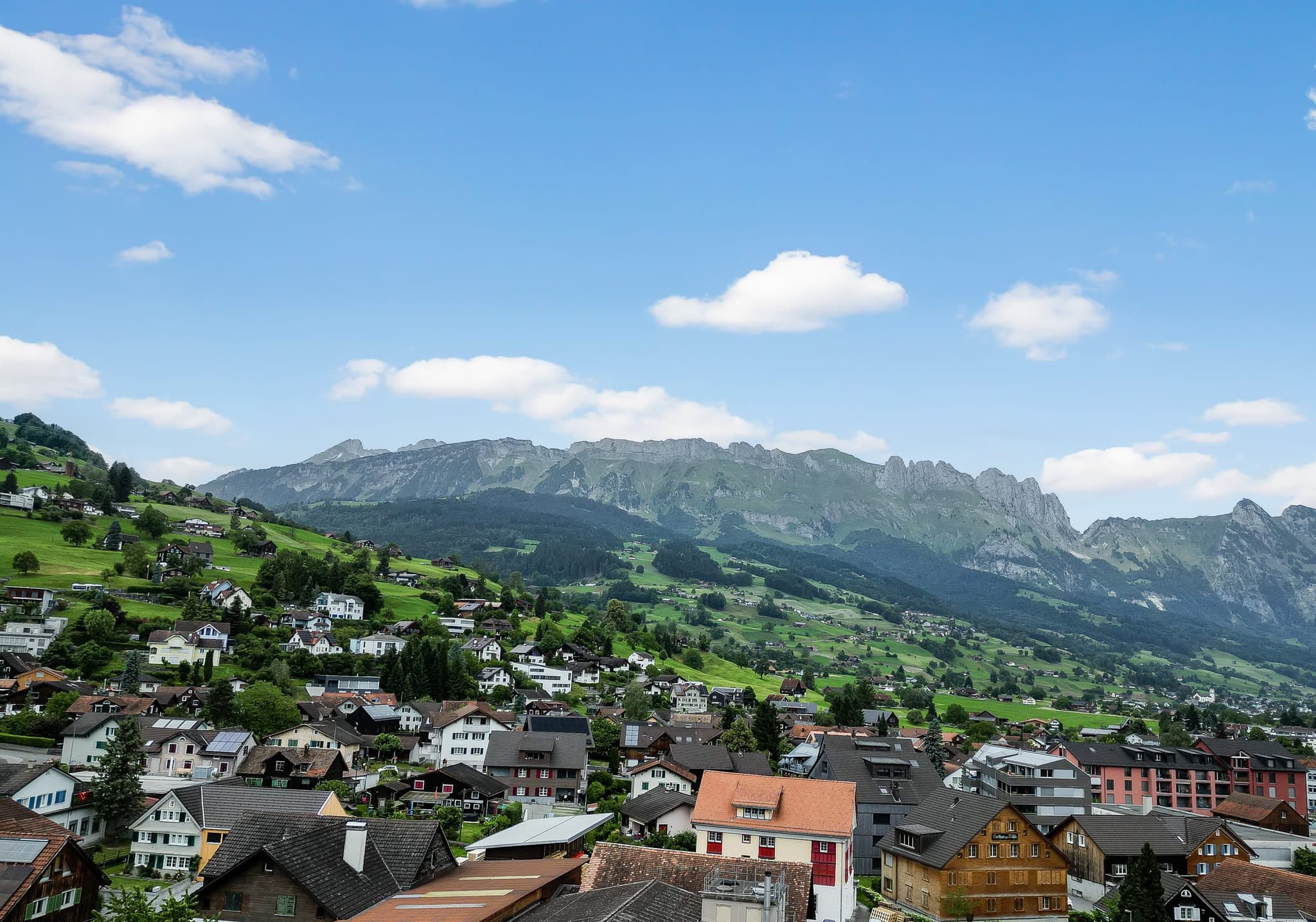 Grabs mit Blick auf Kreuzberge und Alvier, Region Werdenberg